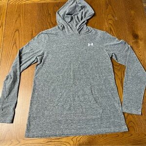 Under Armour Pullover long sleeve tee kangaroo pocket